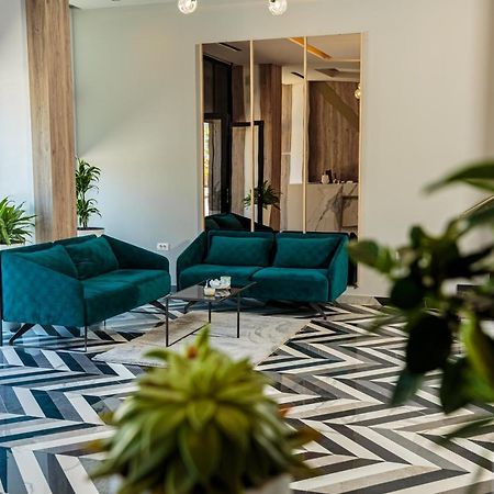 Hotel Real Vlora Kültér fotó